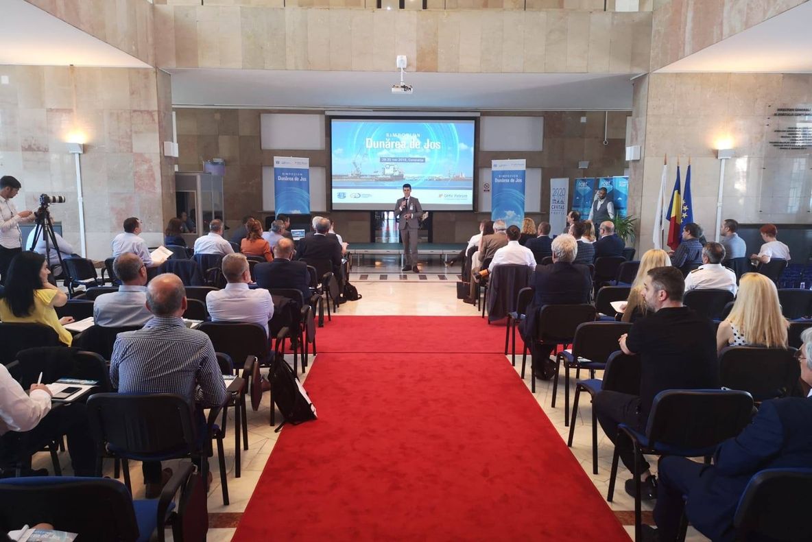 Teme de actualitate referitoare la Dunăre, în dezbatere la CN APM SA Constanța