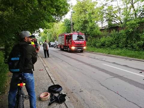 FOTO| Atenție la frâna de mână! O femeie a fost rănită din cauza neatenției