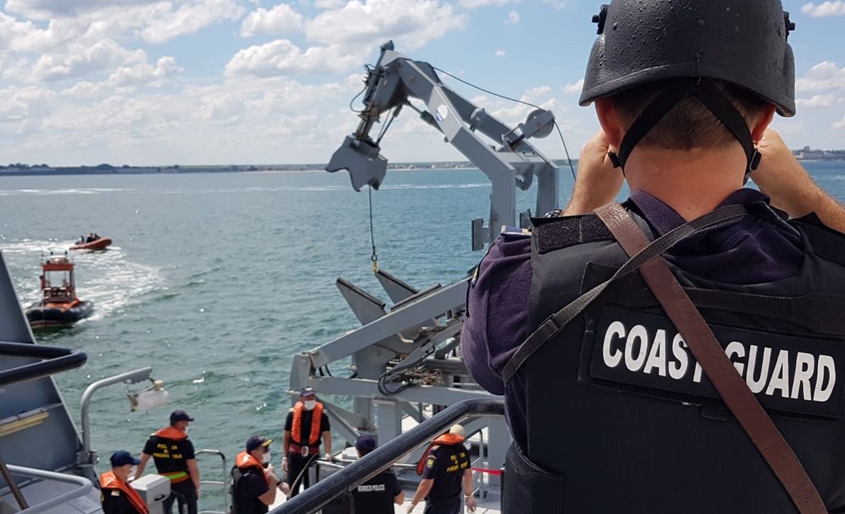 FOTO|Exercițiu în Marea Neagră. Mobilitate navală și aeriană pentru stoparea migrației ilegale