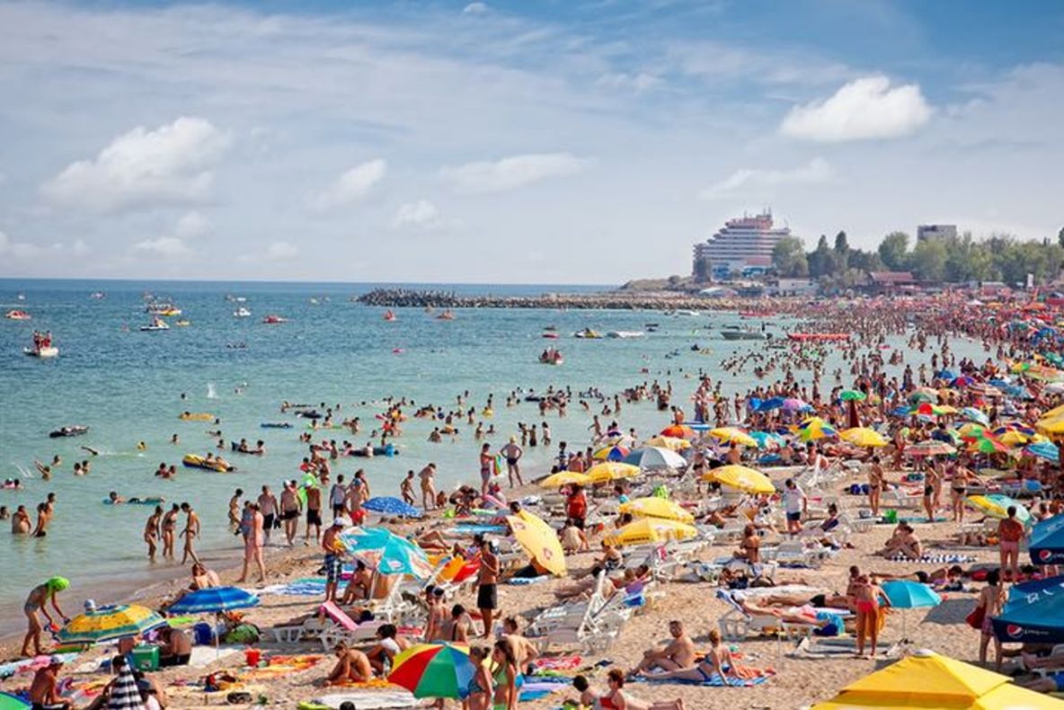 Alertă! O persoană din satul carantinat Gornet a fugit la mare!