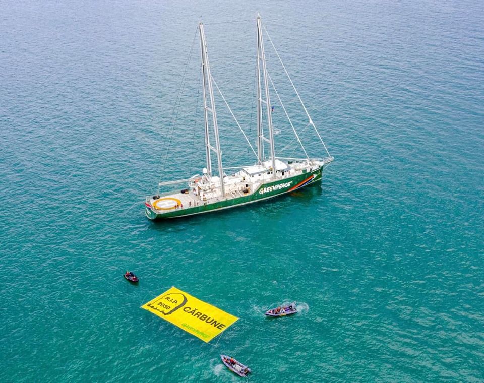 Greenpeace România somează Ministerul Energiei să renunțe la cărbune