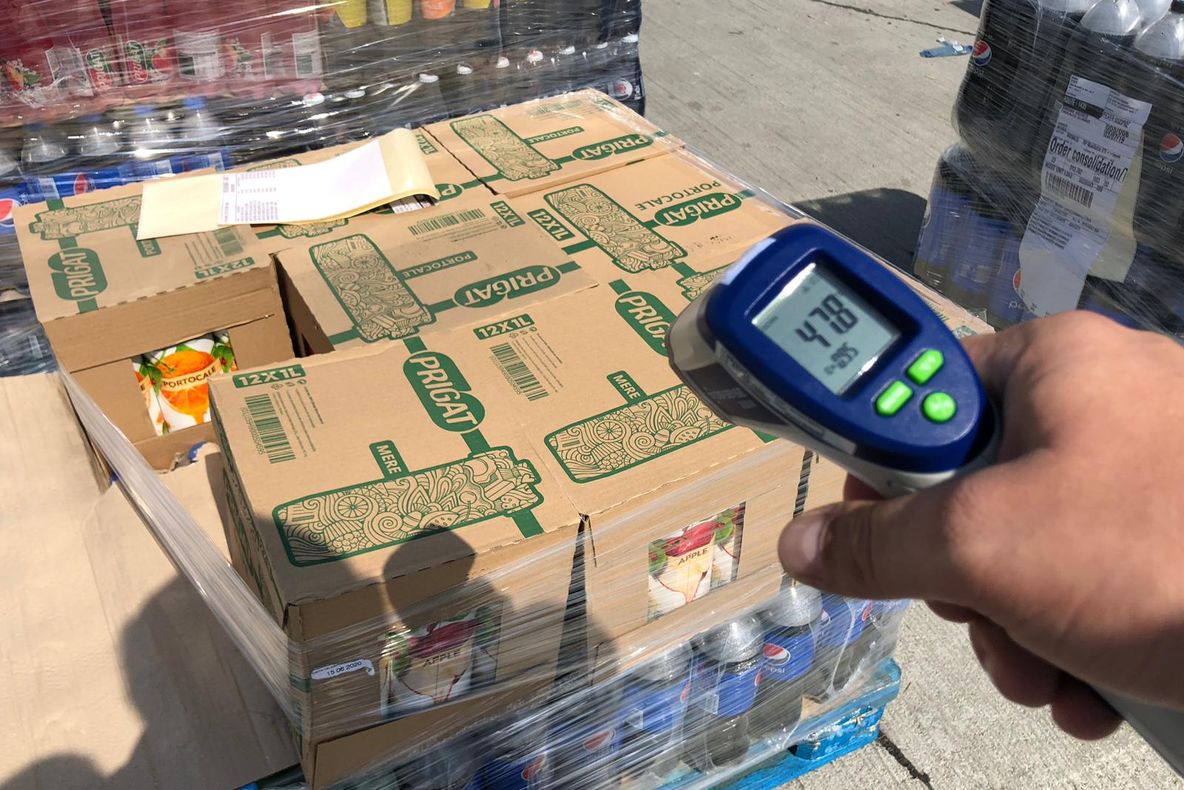 FOTO VIDEO| ANPC a verificat mai multe societăți. Sucuri ținute la temperaturi de peste 40 de grade