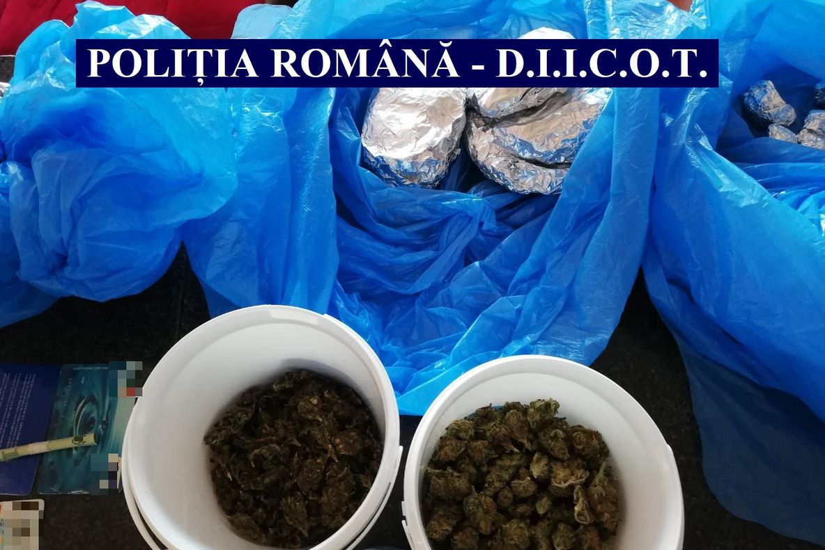 FOTO| Dealerii nu-și iau vacanță. Bărbat din Mangalia prins în flagrant