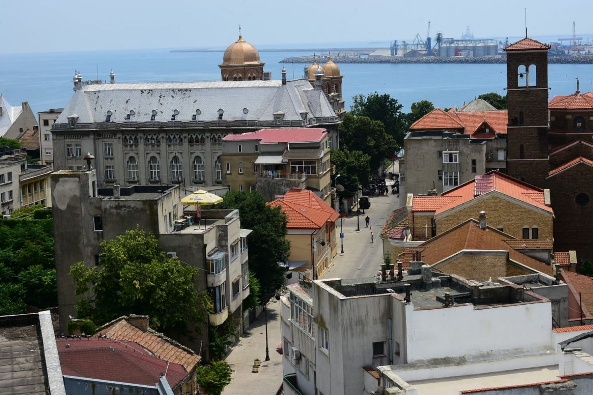 Trafic rutier restricționat în zona Catedralei Arhiepiscopale