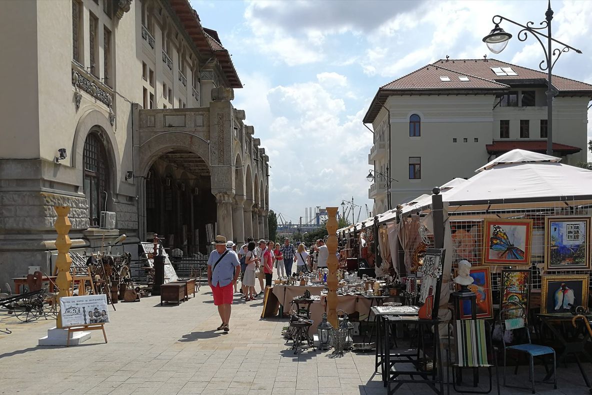 Târgul de Artă și Antichități ”Constanța Revival” revine în Piața Ovidiu