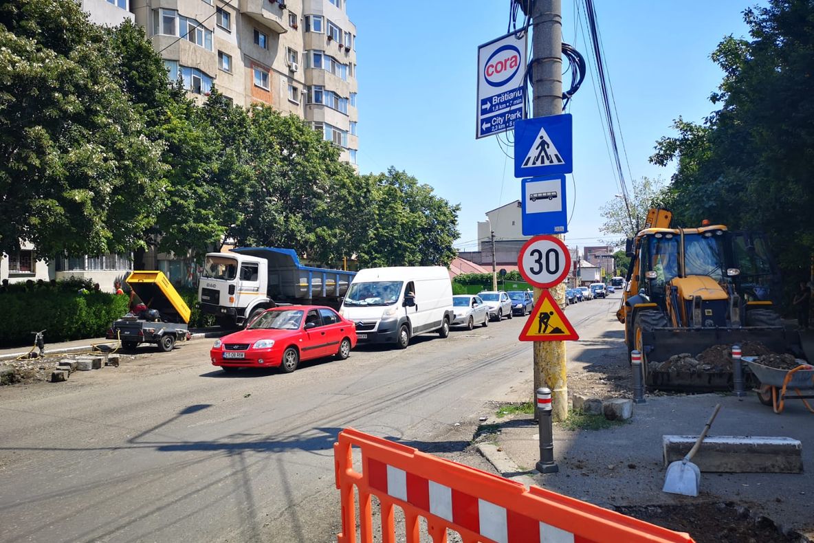 Trafic restricționat total pe un tronson al străzii Baba Novac