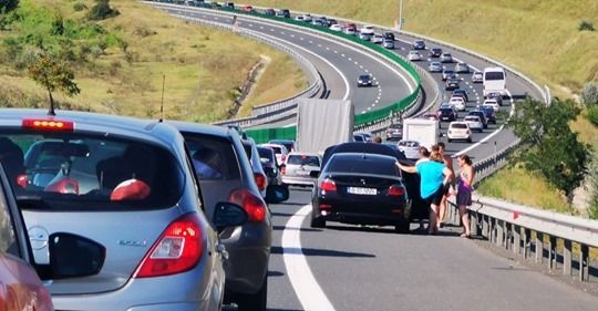 Trafic aglomerat pe Autostrada Soarelui, pe drumul spre litoral