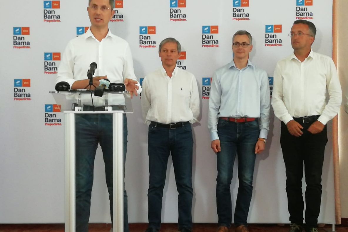 FOTO VIDEO| Dan Barna și Dacian Cioloș la Constanța. Primul miting de campanie al Alianței USR PLUS