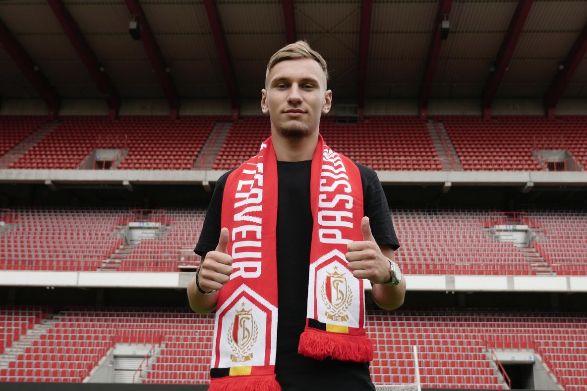 Denis Drăguș a semnat cu Standard Liege