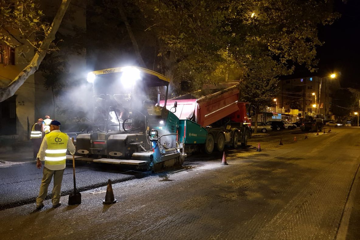 Apel către șoferi: „Evitați să parcați pe strada Soveja!”