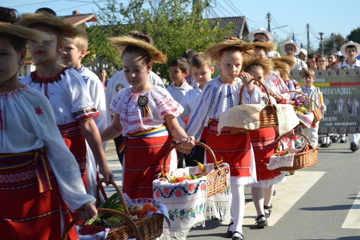 FOTO VIDEO| Cumpăna, Festivalul Internațional „Rodul Pământului”
