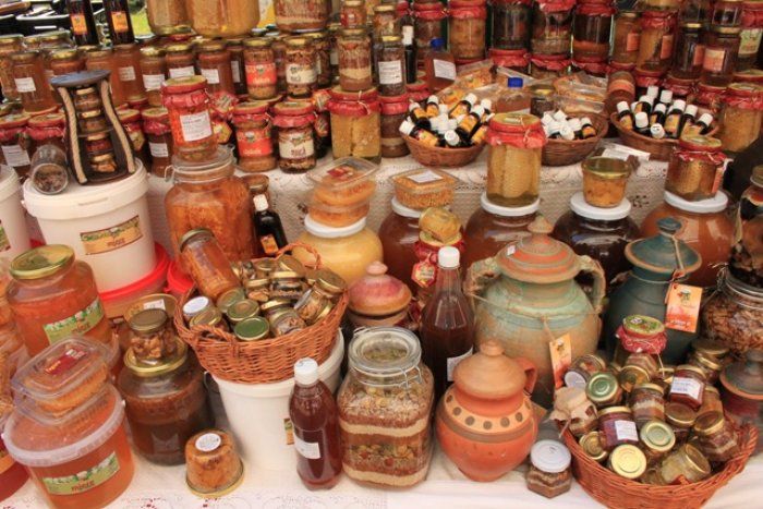 VIDEO|Târgul Naţional de Produse Tradiţionale. Un regal al bucatelor și gusturilor autentice!