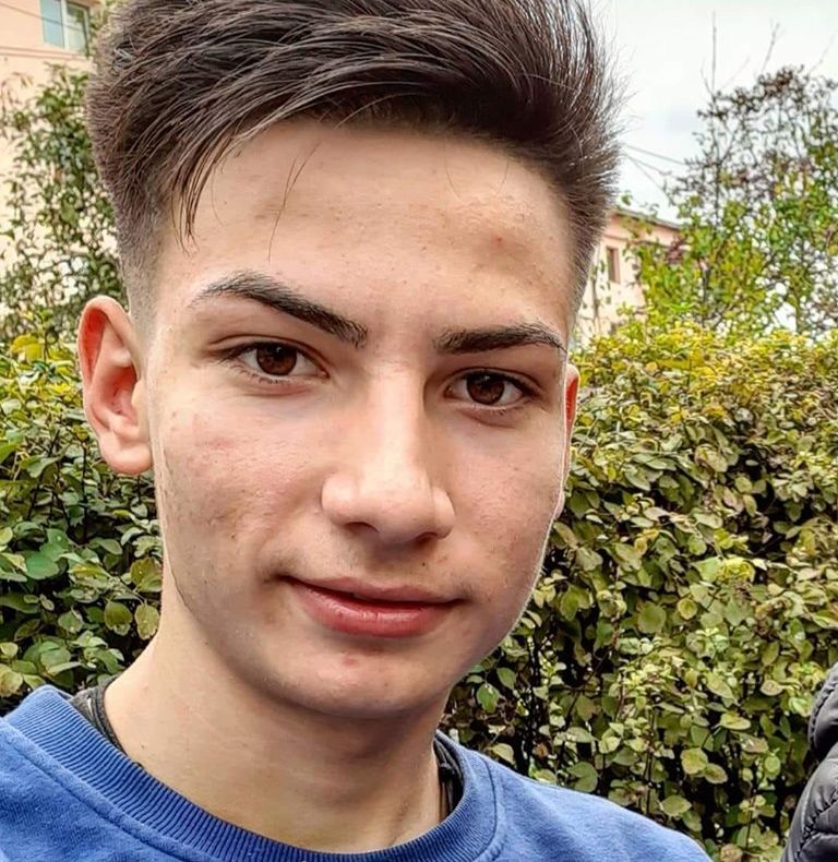 Tânăr căutat de polițiști la două luni după ce a dispărut în valurile mării