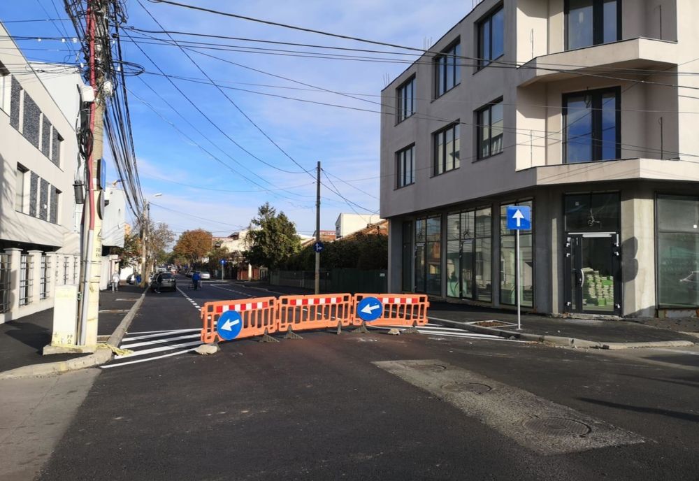 Atenție șoferi! Strada Unirii, închisă între străzile Pescărușului și Dragoslavelor