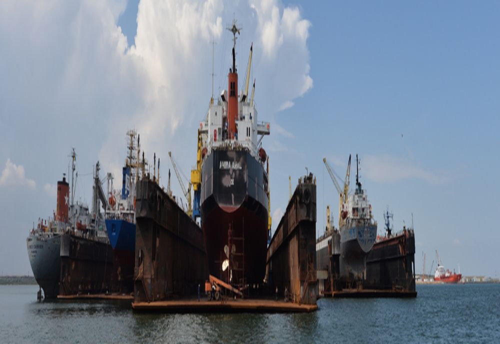 CNAPMC: Traficul navelor în portul Midia se desfășoară în condiții de siguranță