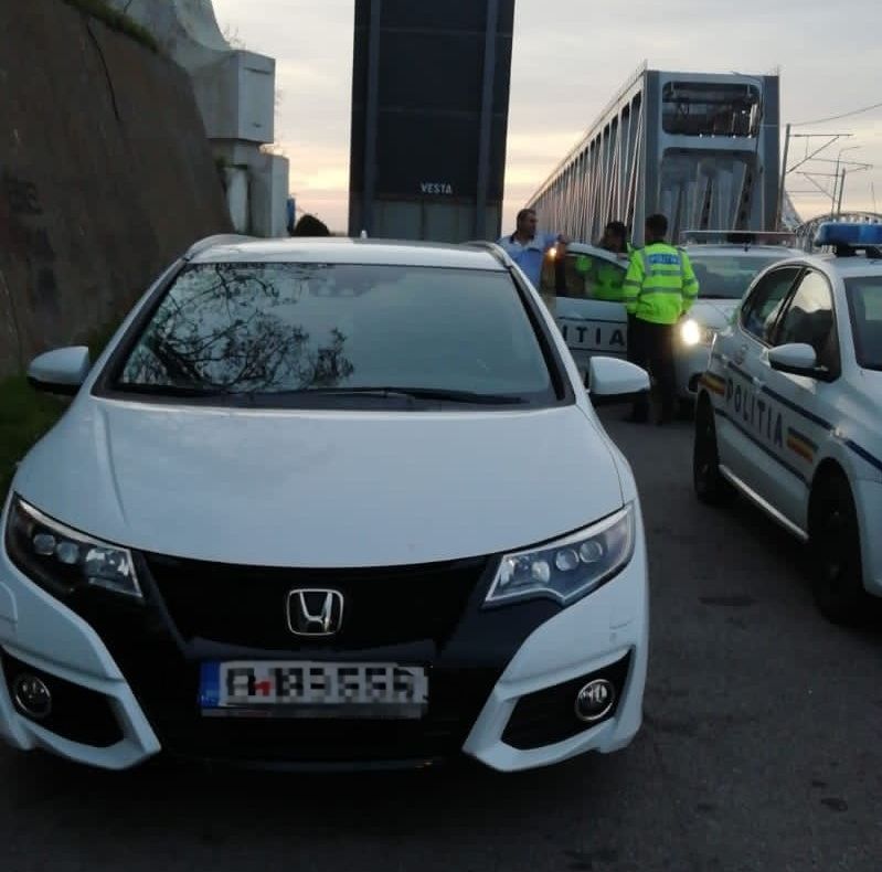 Tentativă de suicid în Constanța: o femeie a sărit de pe podul care traversează Dunărea