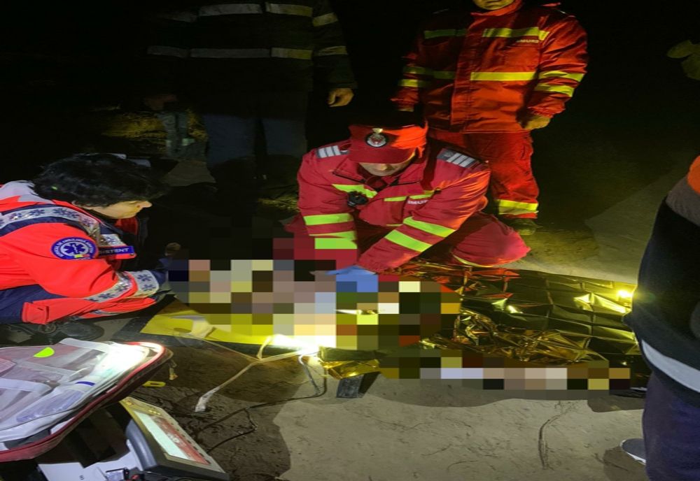 Un bărbat a murit, după ce a căzut într-un canal cu apă caldă