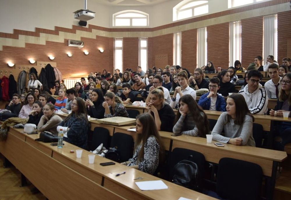 Asociația Elevilor din Constanța câștigă încă două procese împotriva autorităților locale, în privința burselor școlare