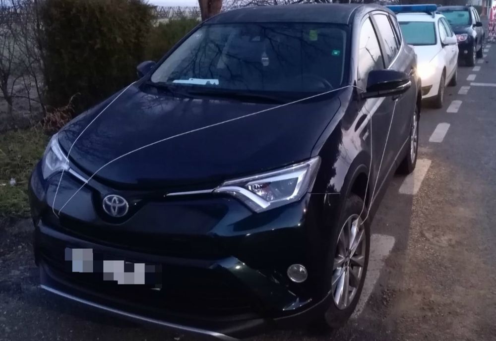 Un bulgar ar fi furat un bolid în Spania. A apucat să îl conducă doar până la Vama Veche