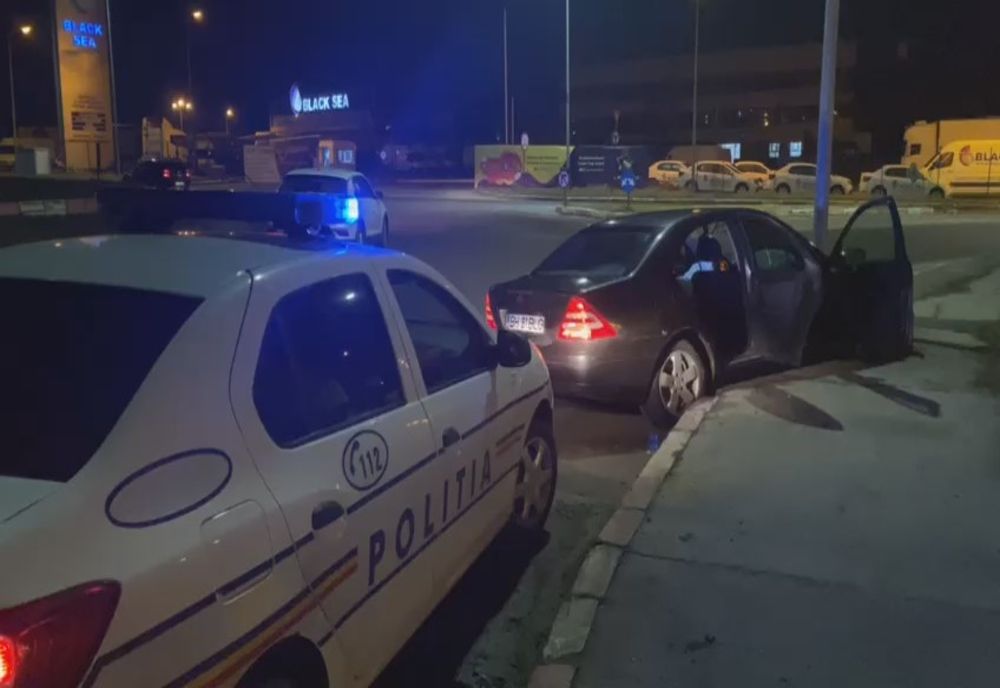 VIDEO| Șofer fără permis, urmărit în trafic de polițiști