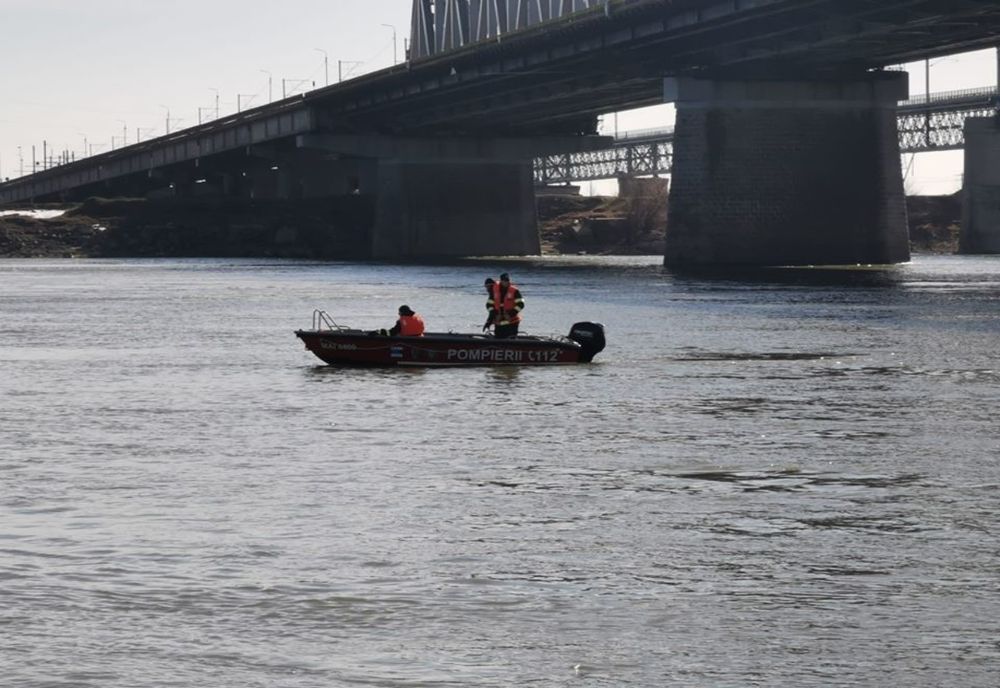 Au fost reluate căutările pe Brațul Borcea al Dunării pentru cele două persoane dispărute.