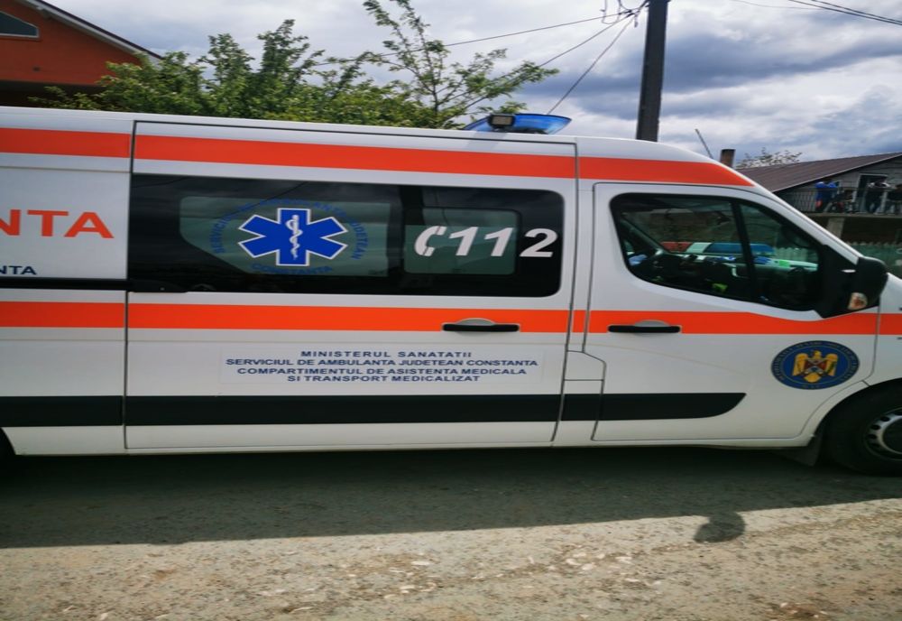 Incendiu puternic la Cuza Vodă.  Copil  cu arsuri a ajuns la spital după ce s-a intoxicat cu fum