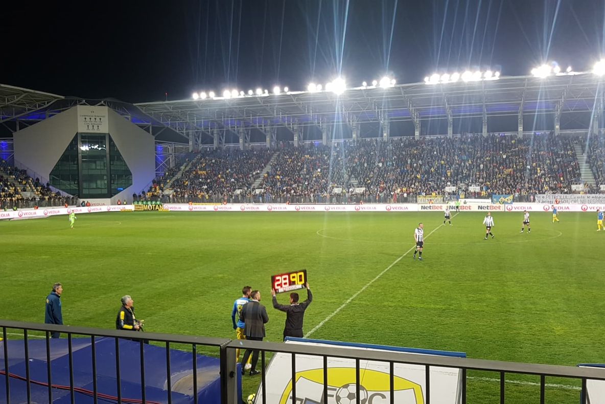 ULTIMA ORĂ | Coronavirusul modifică fotbalul! Anunțul FRF