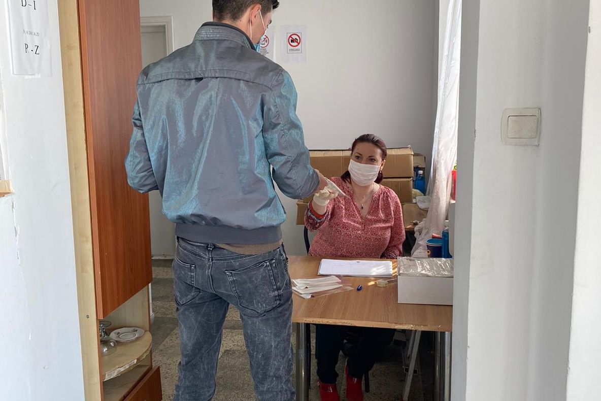 Primăria Mangalia distribuie, gratuit, măști de protecție pentru populație