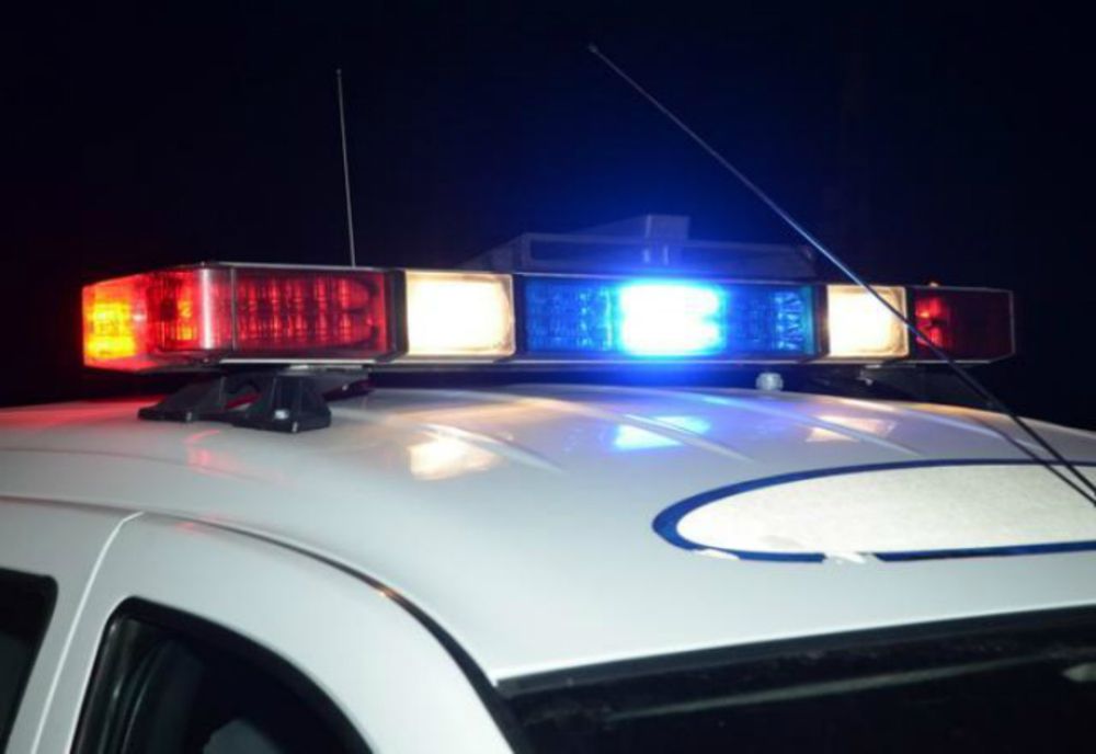 Fată de 14 ani, lovită de mașină pe trecerea de pietoni