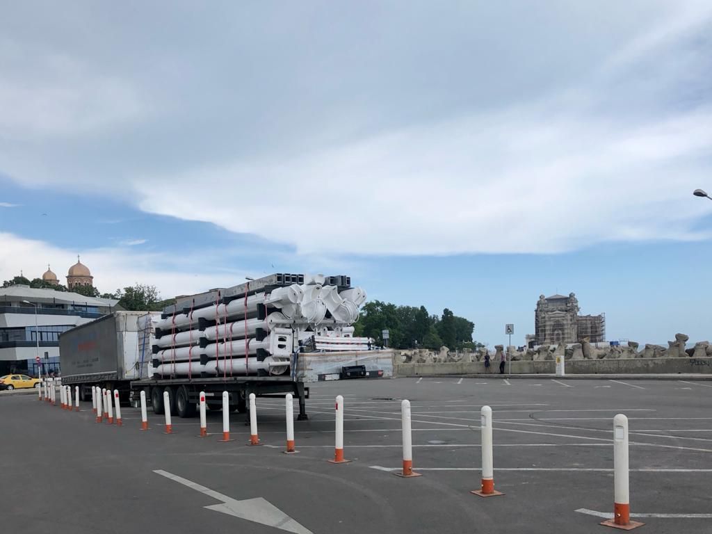 FOTO| Roata panoramică a ajuns la Constanța