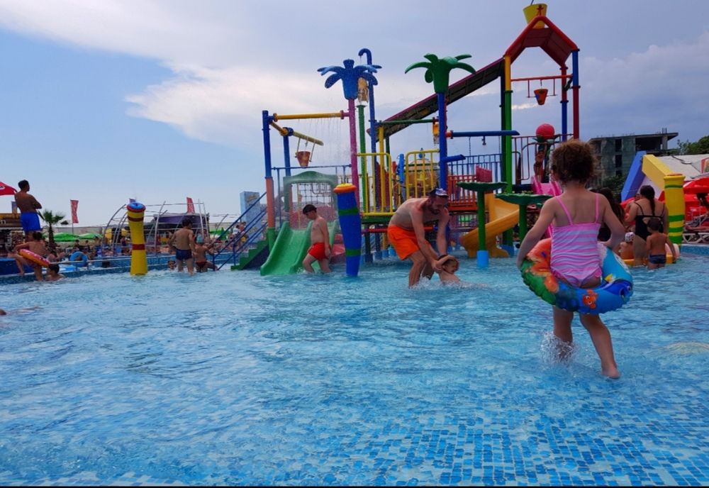 Amendă uriașă dată unui parc acvatic de pe litoral