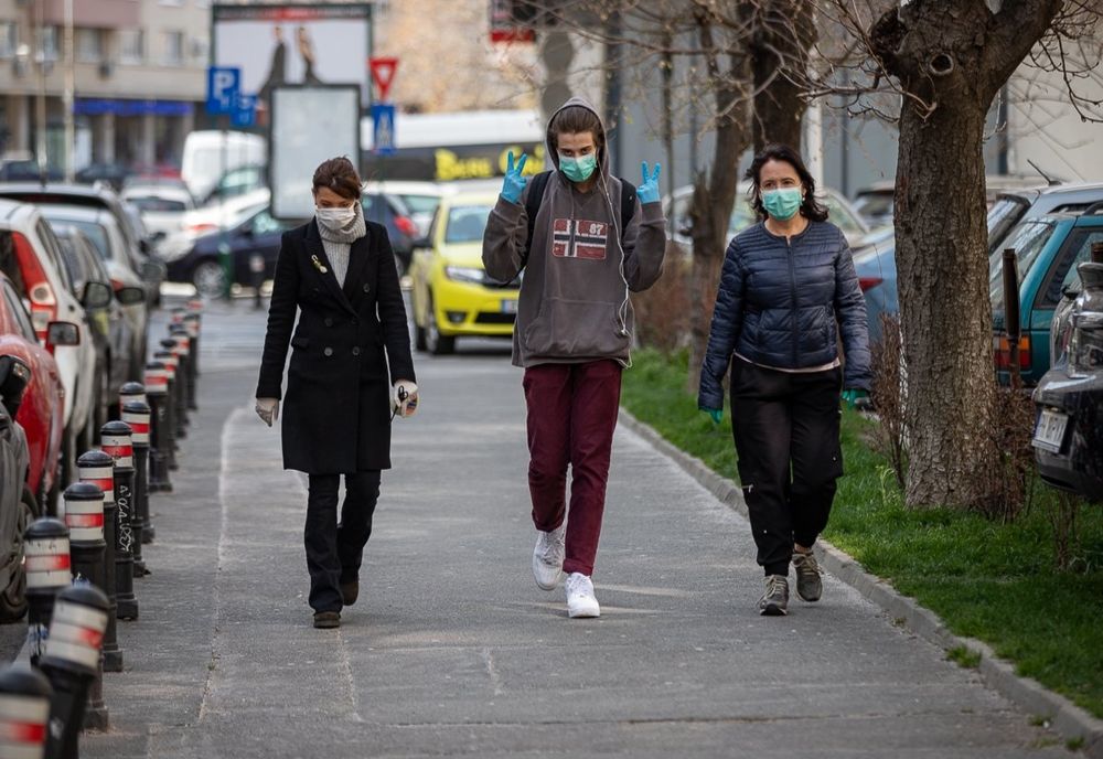 Masca devine obligatorie pe stradă în toate localităţile din judeţul Constanța