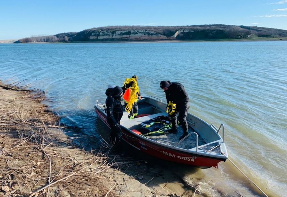Au fost reluate căutările marinarului dispărut în Dunăre, la Rasova