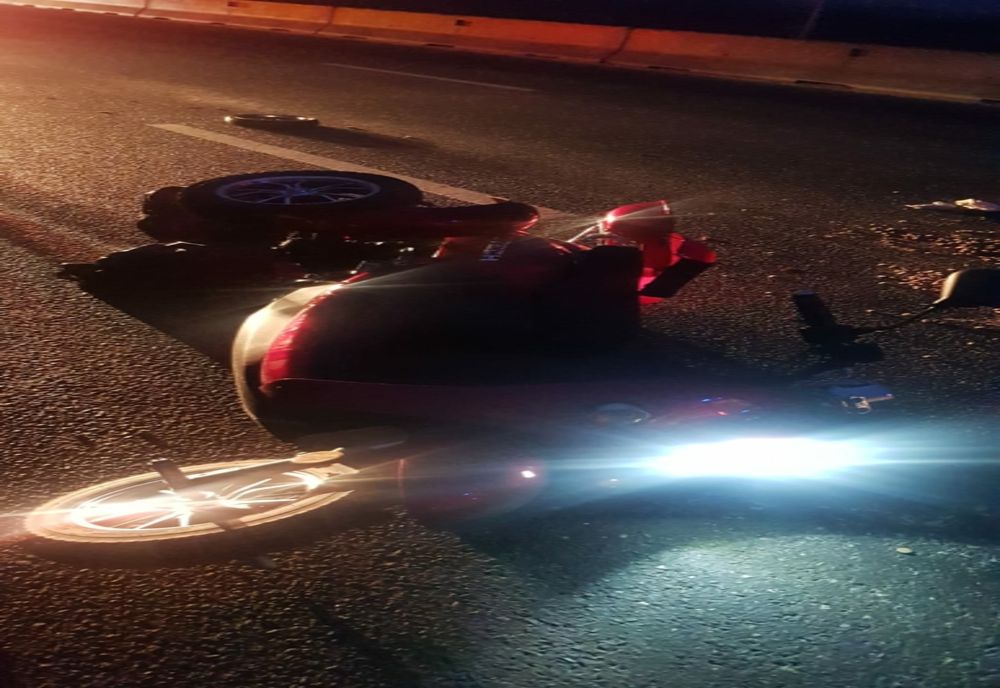  Mopedist accidentat de o autoutilitară