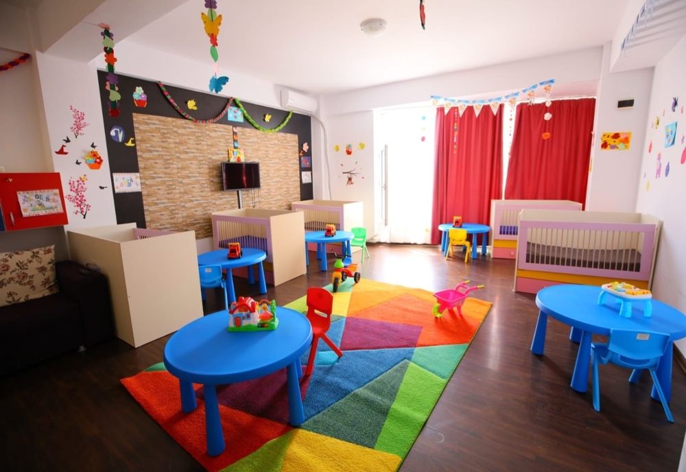 Au inceput înscrierile la creșe