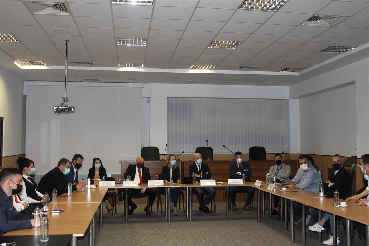 Promovarea turistică a litoralului şi introducerea de noi curse aeriene de pe Aeroportul Internaţional “Mihai Kogălniceanu”în atenția autorităților locale