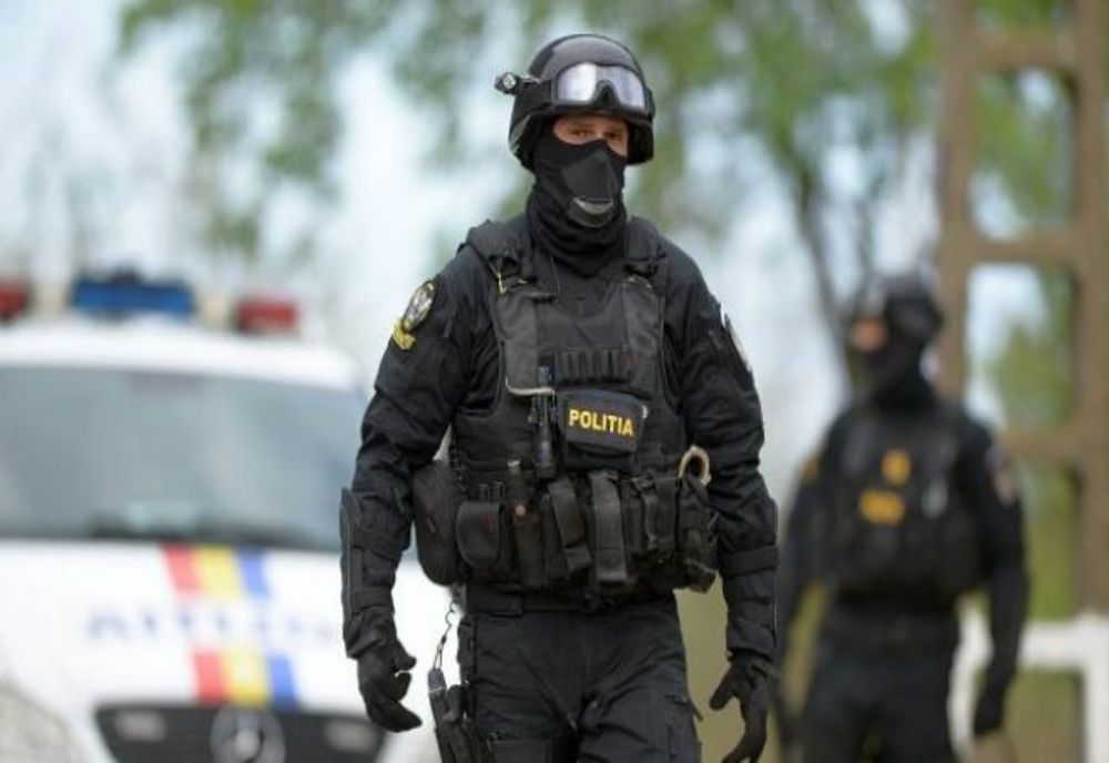 44 de PERCHEZIȚII la Constanța pentru proxenetism și spălare de bani. 25 de persoane reținute