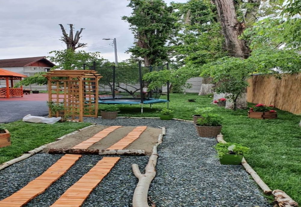 FOTO Grădina senzorială Adi Bărar pentru elevii cu dizabilități, la Constanța