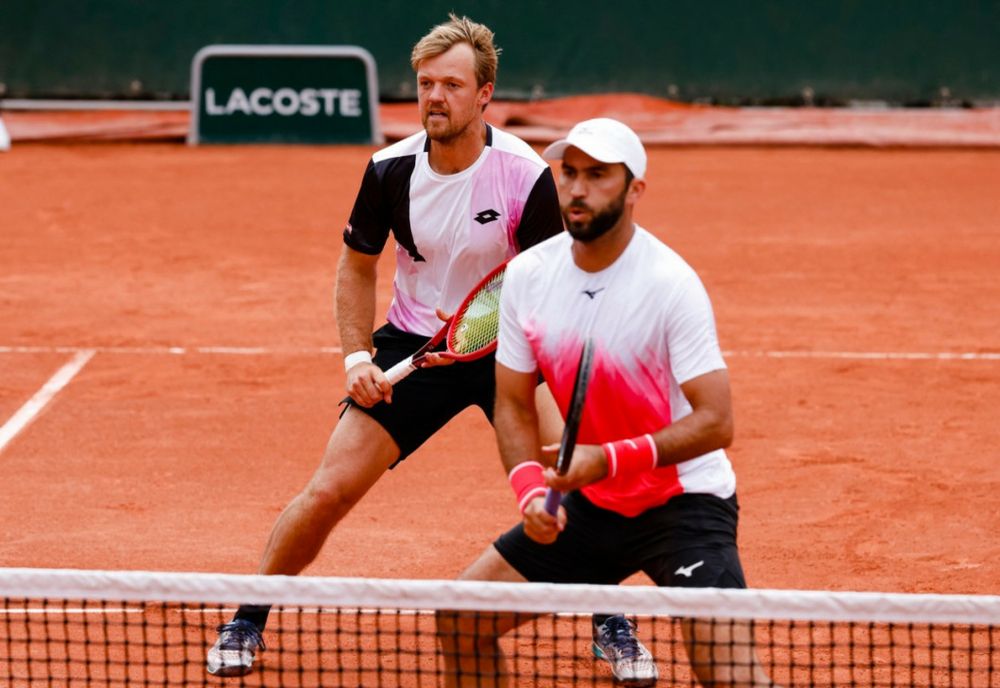 Horia Tecău s-a calificat în sferturi la dublu, la Roland Garros