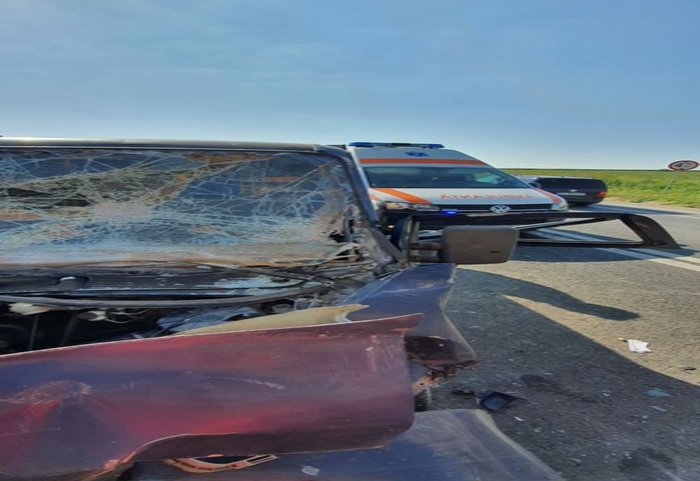 Accident grav între un autoturism  și un TIR pe DN2A