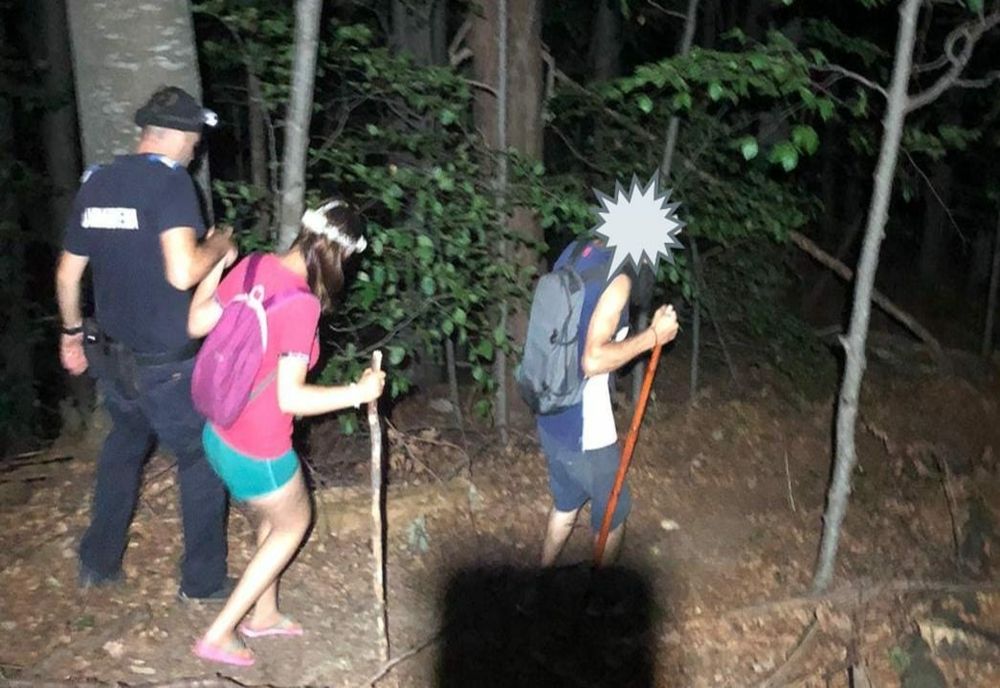 Turiști constănțeni rătăciți pe un traseu din Buzău