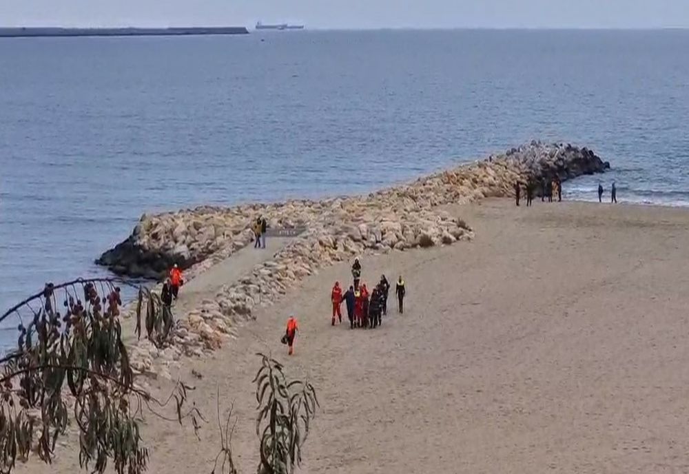 VIDEO Alertă la Eforie Nord. Persoană în pericol de înec