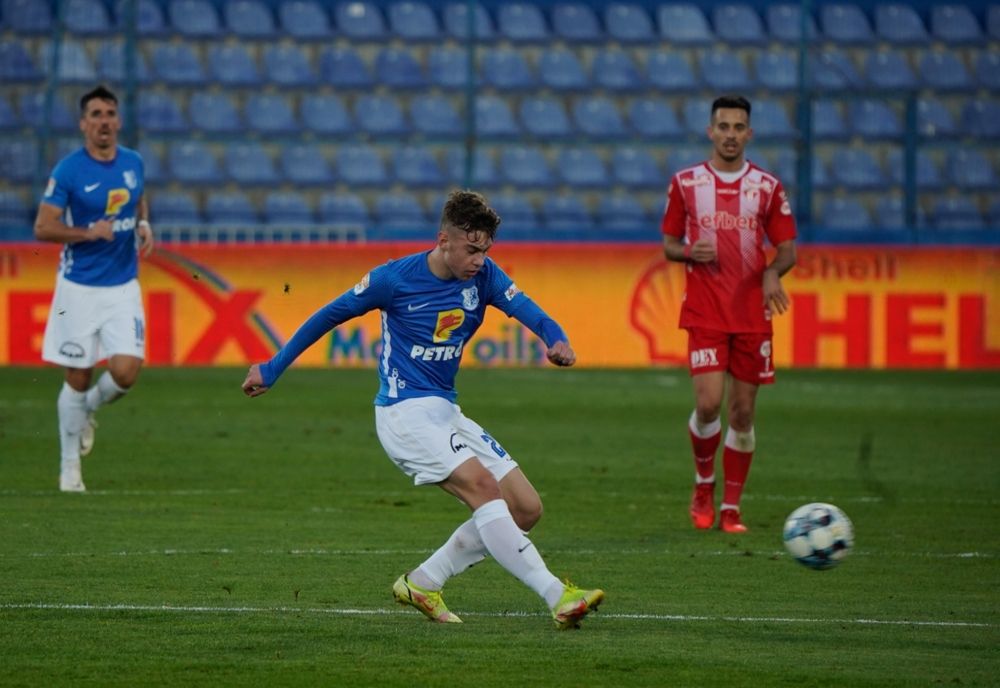 Gol pe tabelă la meciul Farul - UTA Arad