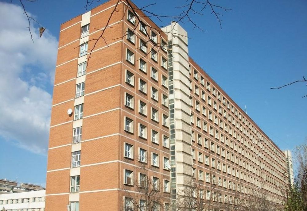 Un pacient s-a prezentat cu vesta antiglonț la spital