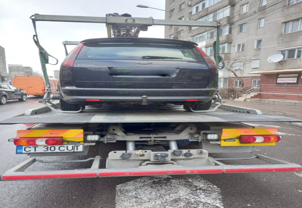 Opririle și staționările neregulamentare, în atenția polițistilor locali. Peste 100 de sancțiuni