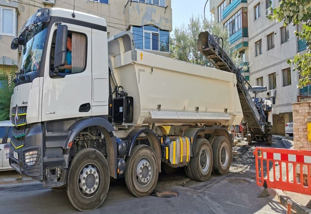 Reabilitare carosabil în Faleză Nord