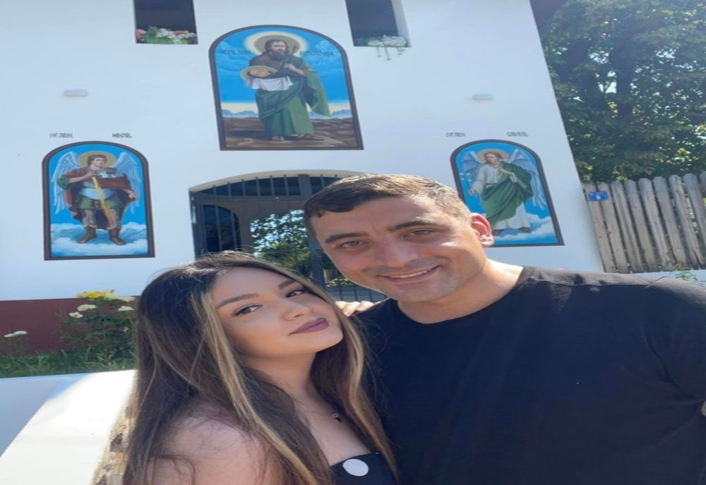 Brățări ca la resorturile all inclusive pentru nuntașii lui George Simion