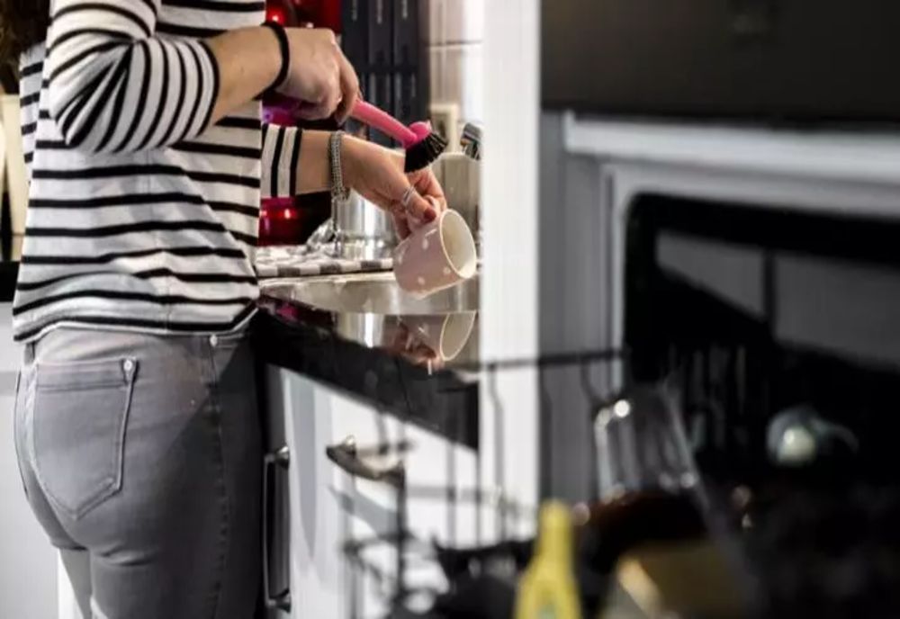 Cum REDUCI consumul în bucătărie. Greșelile pe care le facem în mod constant