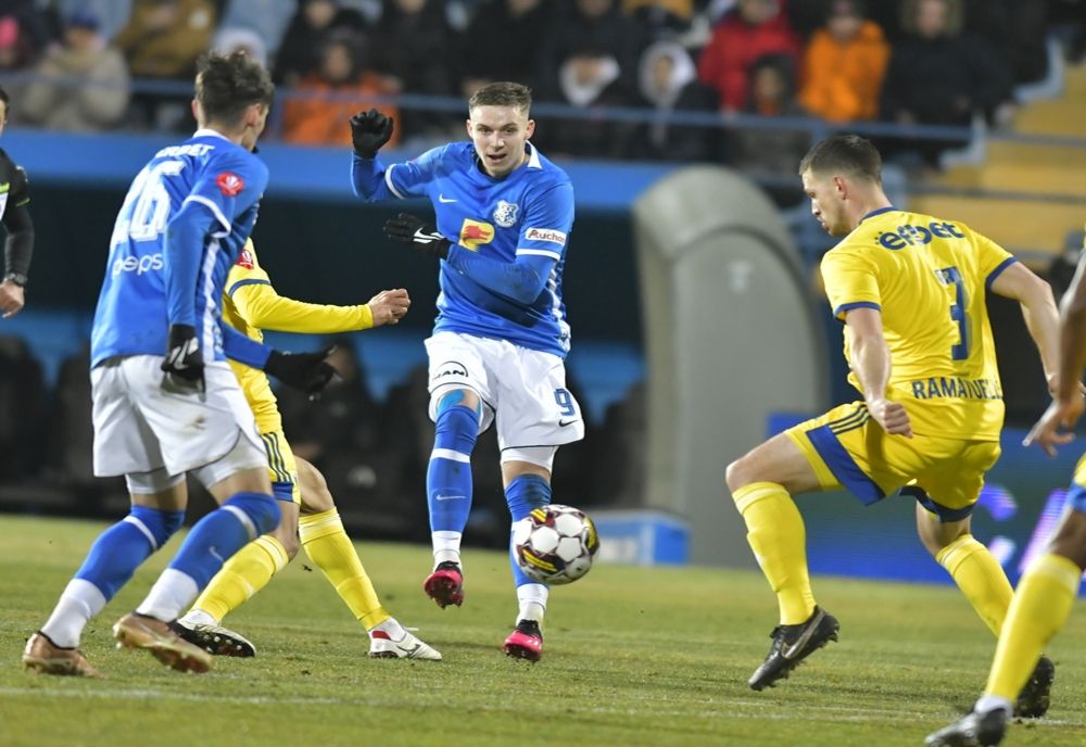 Farul își consolidează poziția de lider după vcitoria cu Petrolul