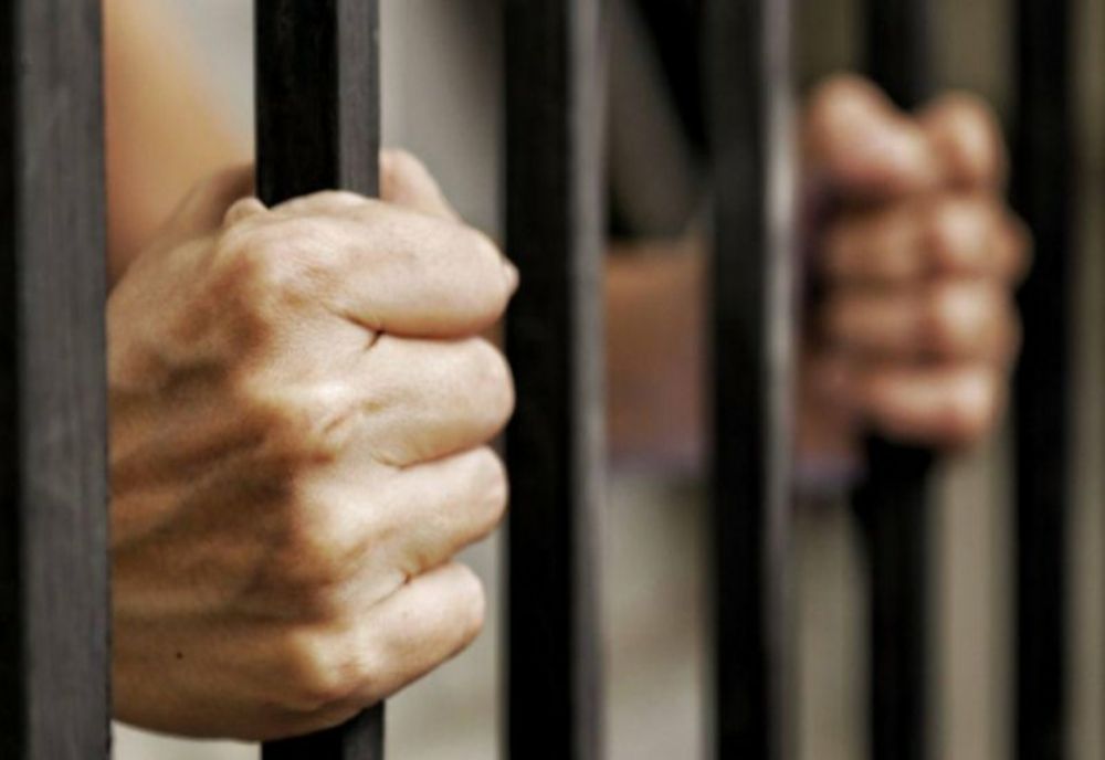 Contrabandistă de 71 de ani, "anihilată" de polițiști